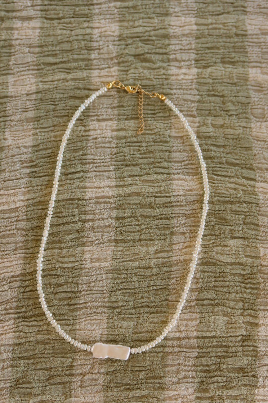 Mini Pearl Choker